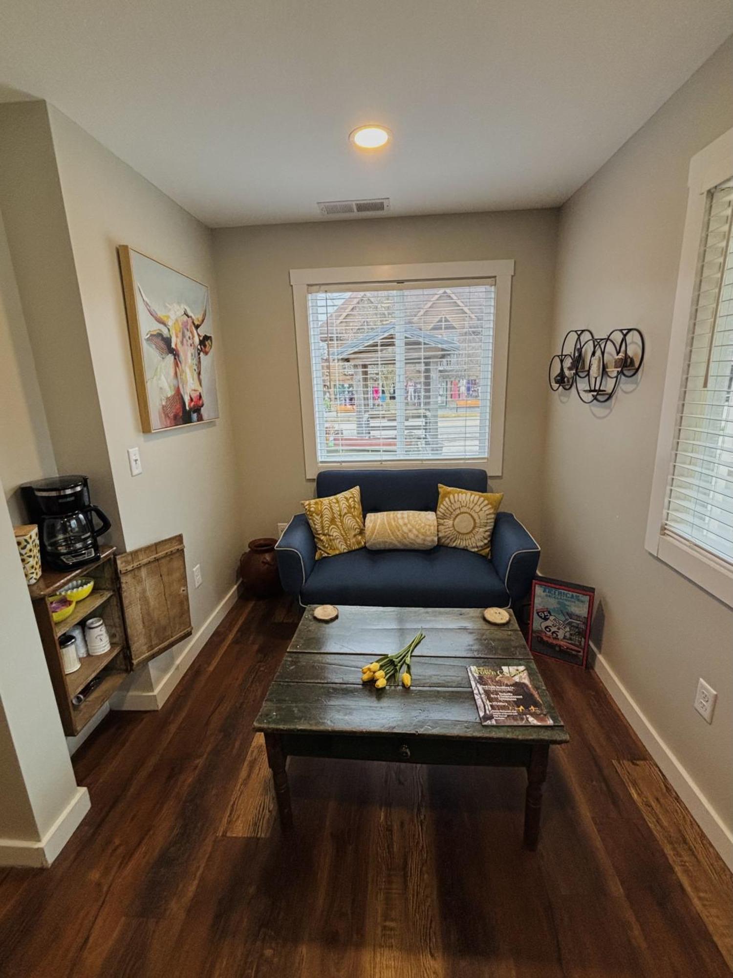 The Iris Garden Downtown Cottages And Suites Nashville Ruang foto